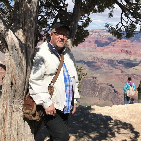 Profile Picture of Jeff Sullivan (@jeff_sullivan) on Poshmark