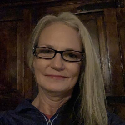 Profile Picture of Robin Dobbs (@robin_dobbs) on Twitter