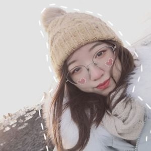 Profile Picture of Lucile_Liu (@LucileLiu5) on Twitter