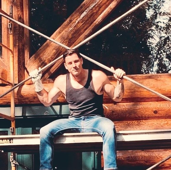 Andrew Lamansky - Poshmark Profile Picture of Andrew Lamansky (@alamansky) on Poshmark