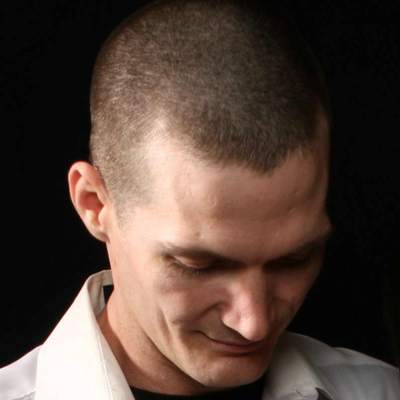 Profile Picture of Brad Hennessey (@aloudcloud77) on Twitter