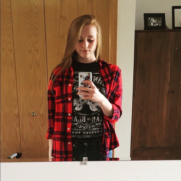 Profile Picture of Bailey Brandel (@bbrand01) on Poshmark