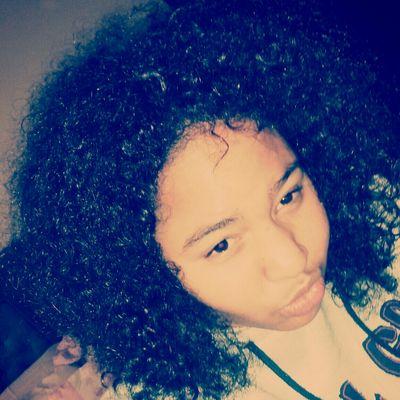 Profile Picture of Nikki Hensen (@NIckI_PoPZ) on Twitter