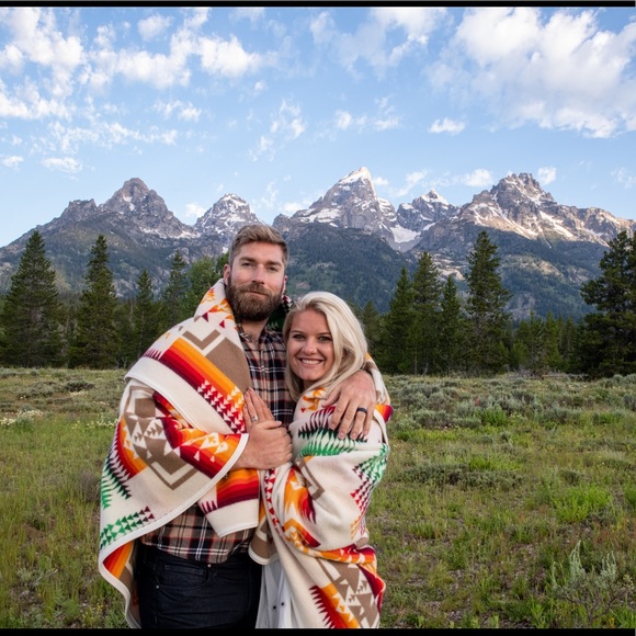 Profile Picture of Brogen Mowczan (@brogenk) on Poshmark