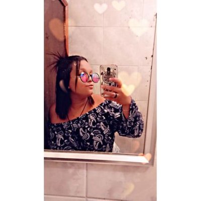 Profile Picture of Mell Cristina Gonçalves Dutra (@mell_dutra) on Twitter