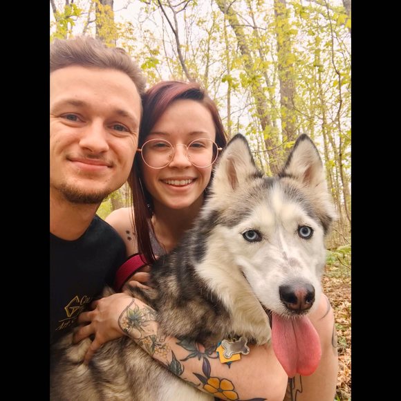 Profile Picture of Tyler Huddleston (@tyler_th) on Poshmark