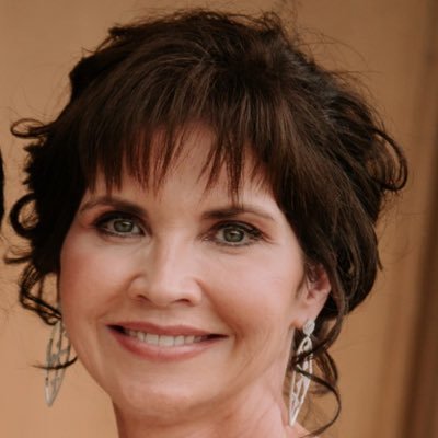 Profile Picture of Lori Brandon (@lorijbrandon) on Twitter