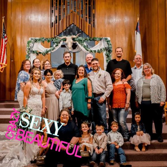 Profile Picture of Kelly Long (@kel44) on Poshmark