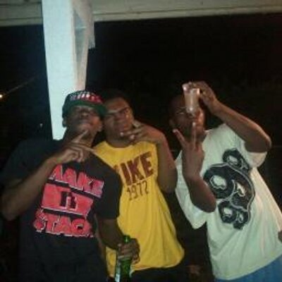 Profile Picture of Brian Leslie (@BrownBottleMan) on Twitter