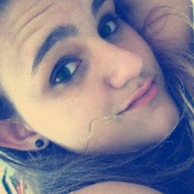 Profile Picture of Amanda Peruzzion Twitter