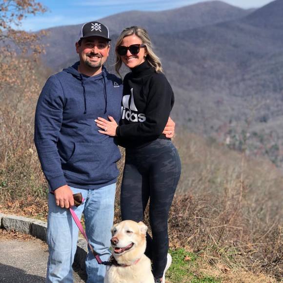 Profile Picture of Kara Waggoner (@kwagg10) on Poshmark