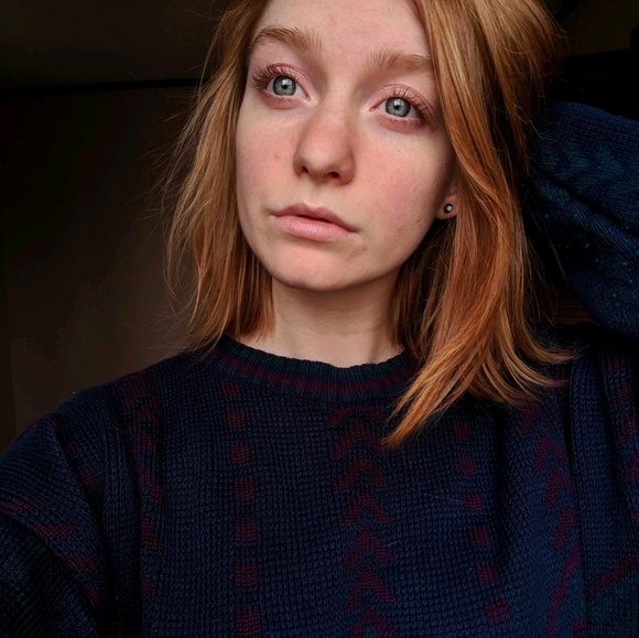 Profile Picture of Amber Marler (@ammariema) on Poshmark