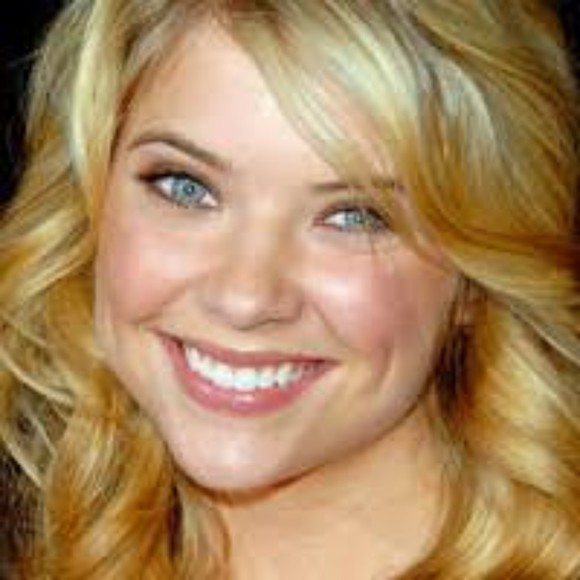 Melinda Ryburn - Poshmark Profile Picture of Melinda Ryburn (@melinda73123) on Poshmark