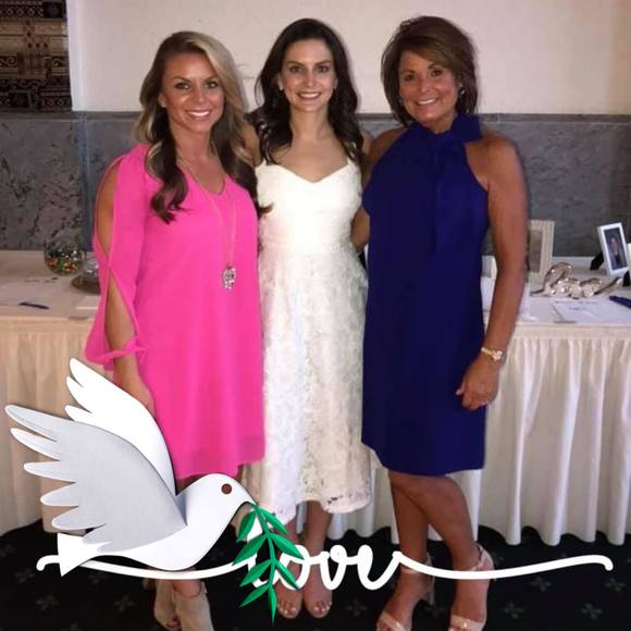 Profile Picture of Mary Kalil (@mlad) on Poshmark