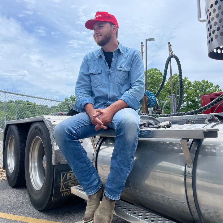 Jonah - Tiktok Profile Picture of Jonah (@jonah_clinee) on Tiktok