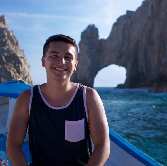 Profile Picture of Arnie Quintanilla (@hey24arnold) on Poshmark