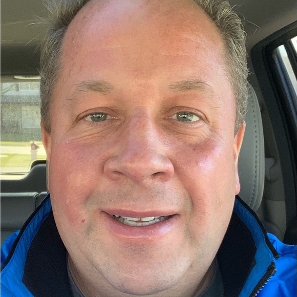 Profile Picture of David Whitford (@drwhitford10) on Poshmark