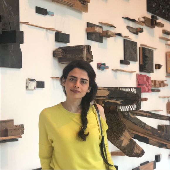 Profile Picture of Yalda Azadeh (@yazadeh) on Poshmark