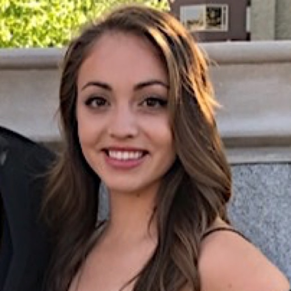 Profile Picture of Alyssa Zarnoch (@alyssazar) on Poshmark