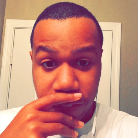 Profile Picture of Johnathan Chapman (@bmokinfolk21) on Poshmark