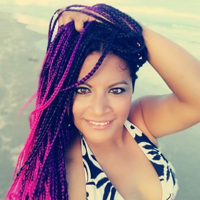 Profile Picture of Morenita💁👸 (@LorenapazB) on Twitter