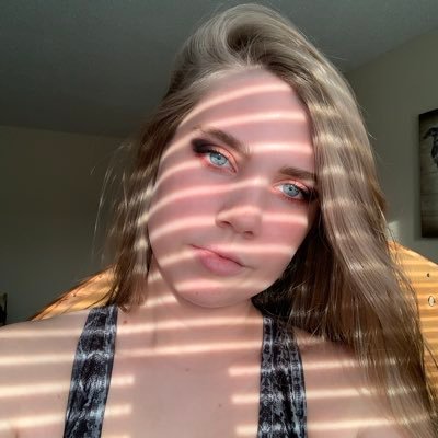 Profile Picture of Bailey Palmer ♡ (@Baileyy_Nicole) on Twitter