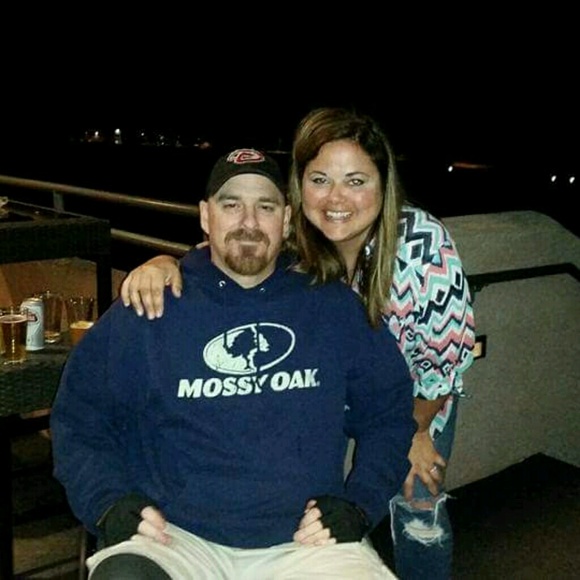 Profile Picture of Julie Grimm (@jgrimm1973) on Poshmark