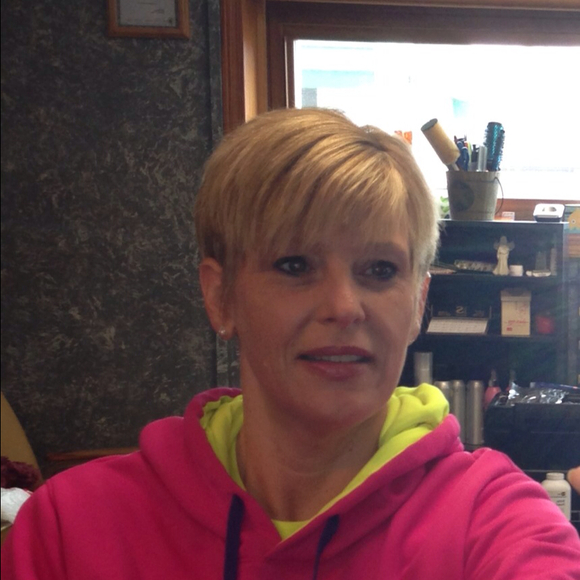 Profile Picture of Shannon Burkybile (@shanburky) on Poshmark