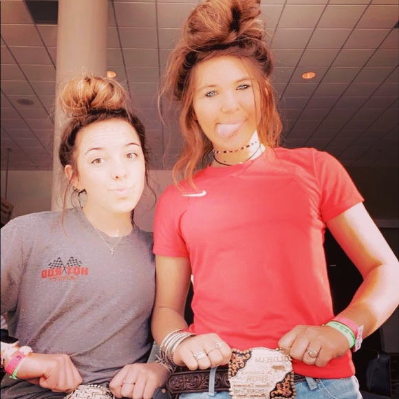 Profile Picture of Lani Wright (@laniwright12) on Poshmark