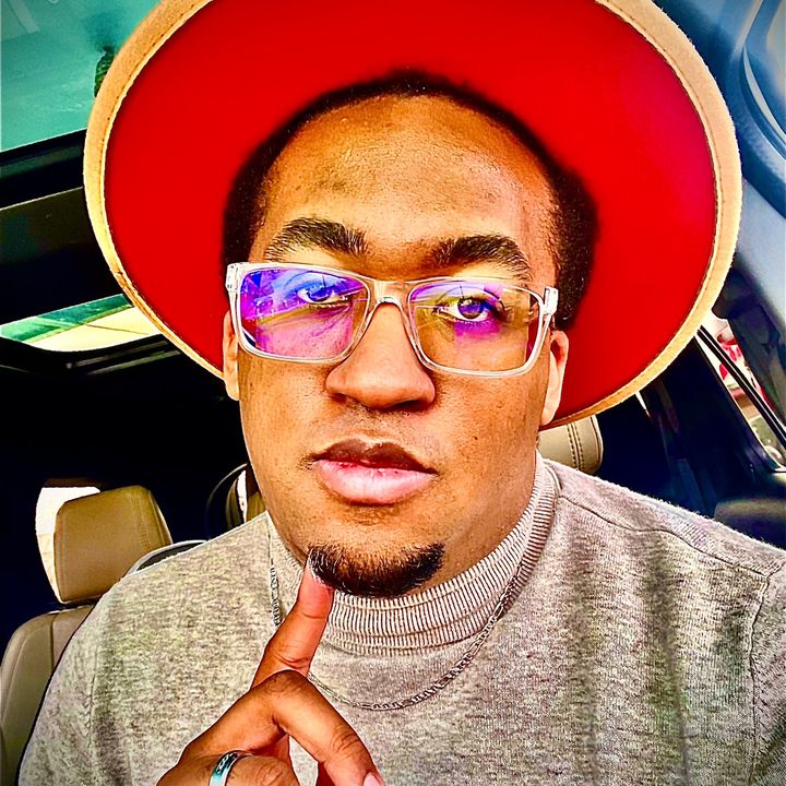 Profile Picture of Derek Mark (@derekmark87) on Tiktok