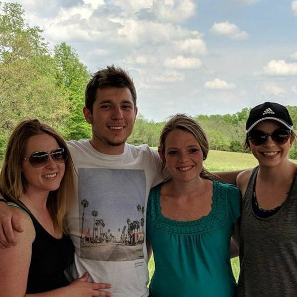 Profile Picture of Nate Brady (@natebrady123) on Poshmark