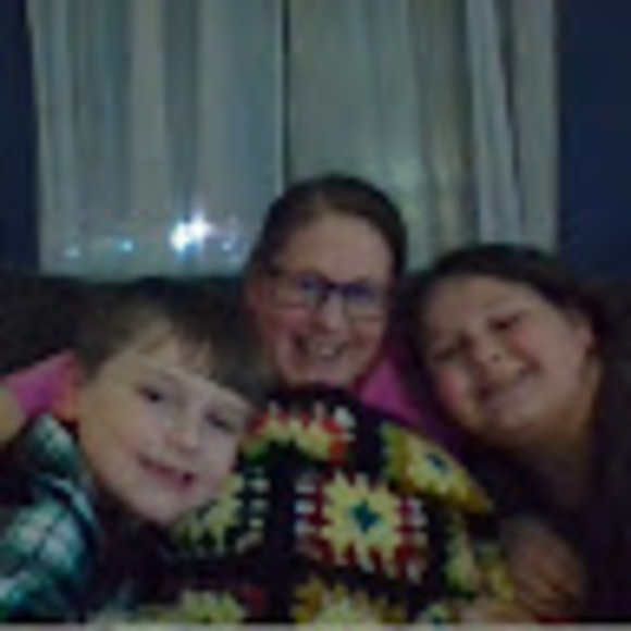 Profile Picture of Alanna Sorah (@alasorah) on Poshmark