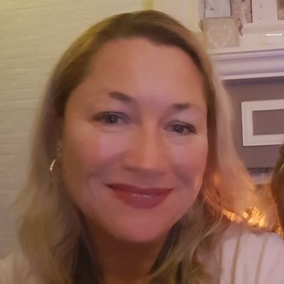 Profile Picture of Jessica Simmering (@jezziebeats) on Twitter