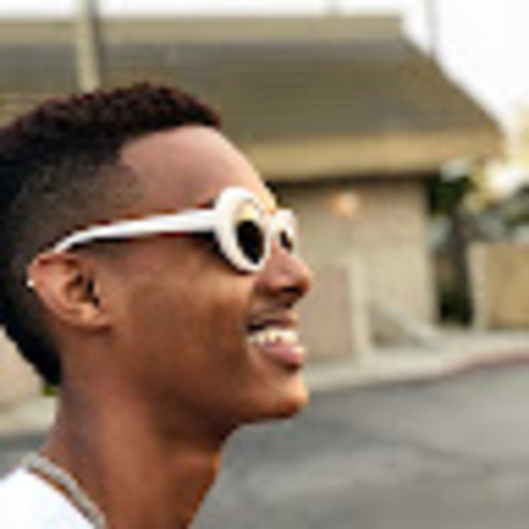 Profile Picture of Mohammed Abdulwasi (@mabdulw97) on Poshmark