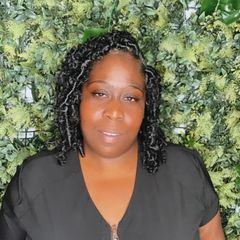 Profile Picture of sbm49 (@staceymccombs) on Tiktok