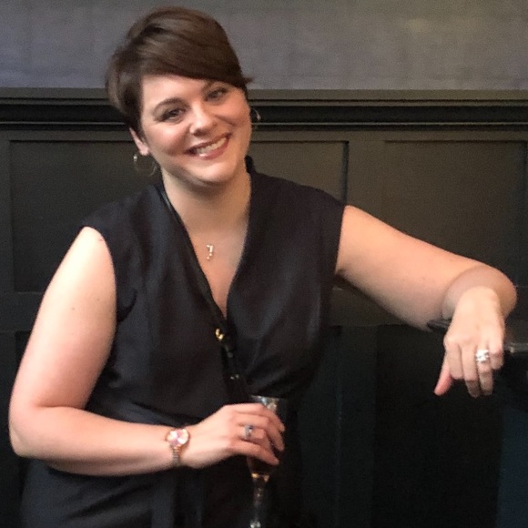 Profile Picture of Natalie Piskor (@nataliemo99) on Poshmark