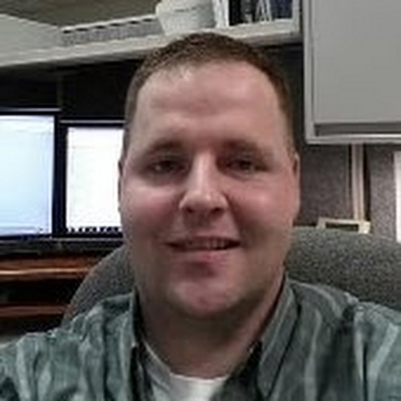 Profile Picture of Alan Spanier (@alanspanier) on Poshmark