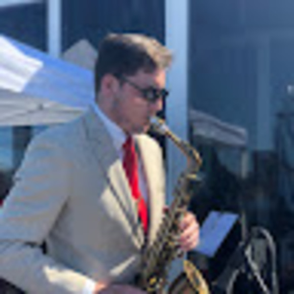 Profile Picture of Matthew Gafney (@mattgafney) on Poshmark