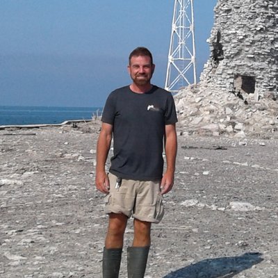 Profile Picture of Dave Moore (@davemoore1313) on Twitter