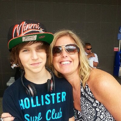 Profile Picture of BelieberBoy (@thetreehunter) on Twitter