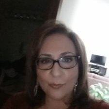 Profile Picture of Vivian Nunziato (@HazelEyesV) on Twitter