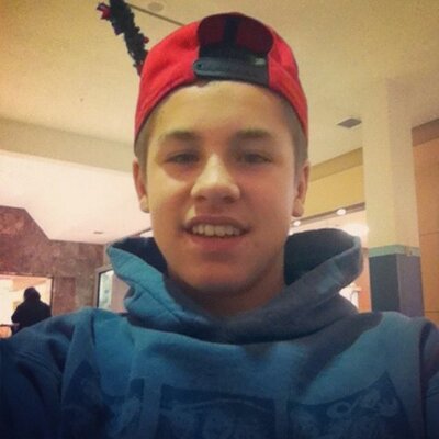 Profile Picture of Steve Duell (@sd24152415) on Twitter