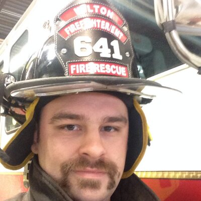Profile Picture of Cecil Bryant (@cecbry) on Twitter