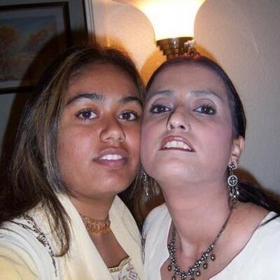 Fatima Zaman - Twitter Profile Picture of Fatima Zaman (@iluvpaki) on Twitter