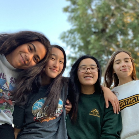 Profile Picture of Mariko Nagata (@mariko_nagata27) on Poshmark