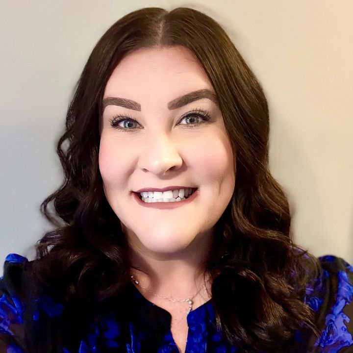 Profile Picture of Amie Hollifield (@amiehollifield) on Tiktok