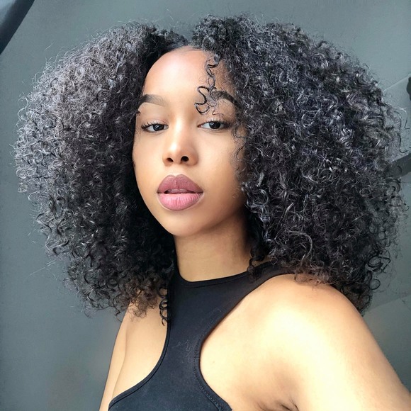 Profile Picture of Mogesa Merien (@mogesa) on Poshmark