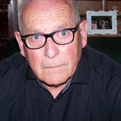 Profile Picture of David Stennett (@gardeningroom) on Twitter