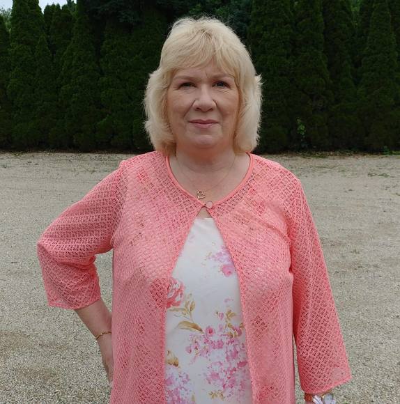 Profile Picture of Donna Wygant (@donnawygant) on Poshmark