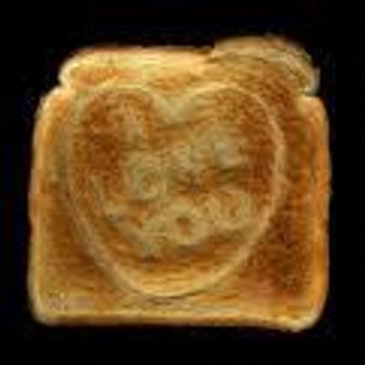 Profile Picture of Graeme Fisher (@raveontoast) on Twitter